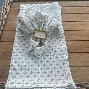 Pier 1 Cloth Napkins Decor (4)